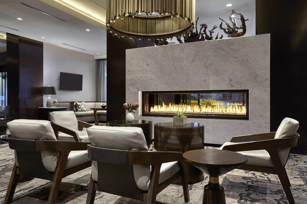Calgary Marriott Downtown Hotel Екстер'єр фото