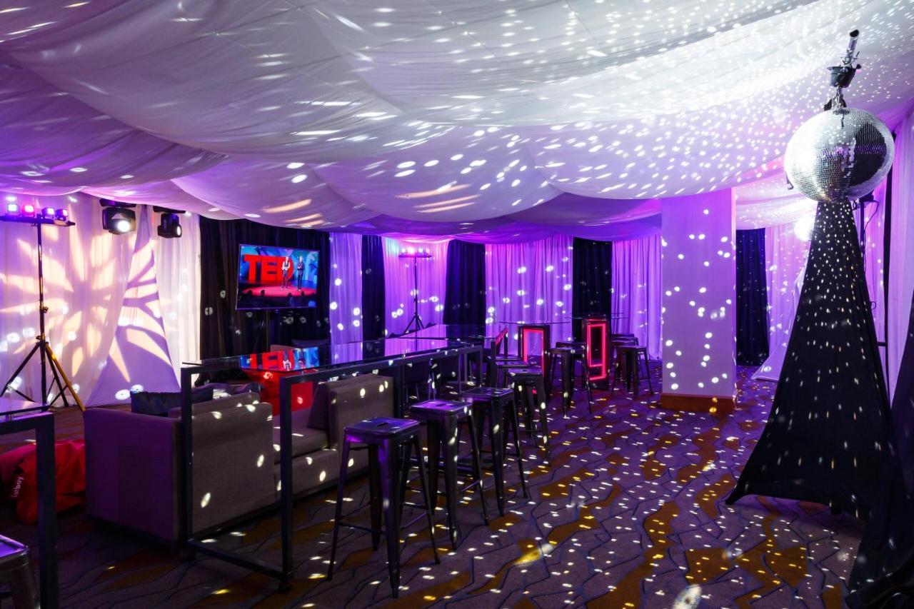 Calgary Marriott Downtown Hotel Екстер'єр фото