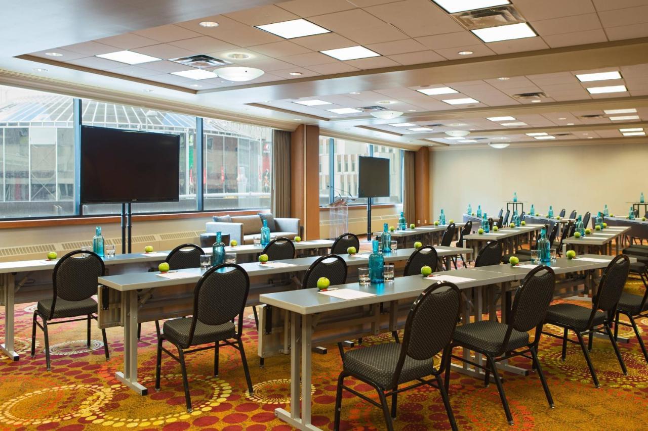 Calgary Marriott Downtown Hotel Екстер'єр фото