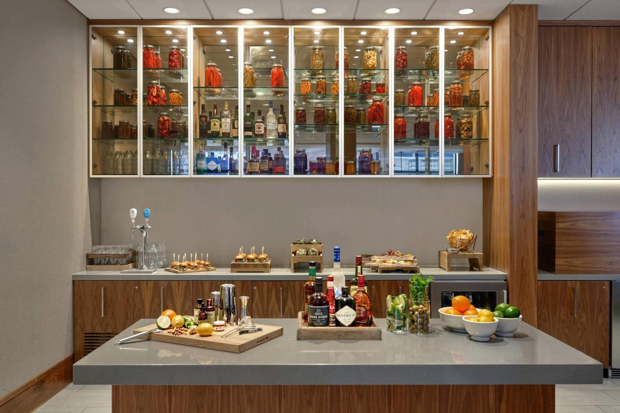 Calgary Marriott Downtown Hotel Екстер'єр фото